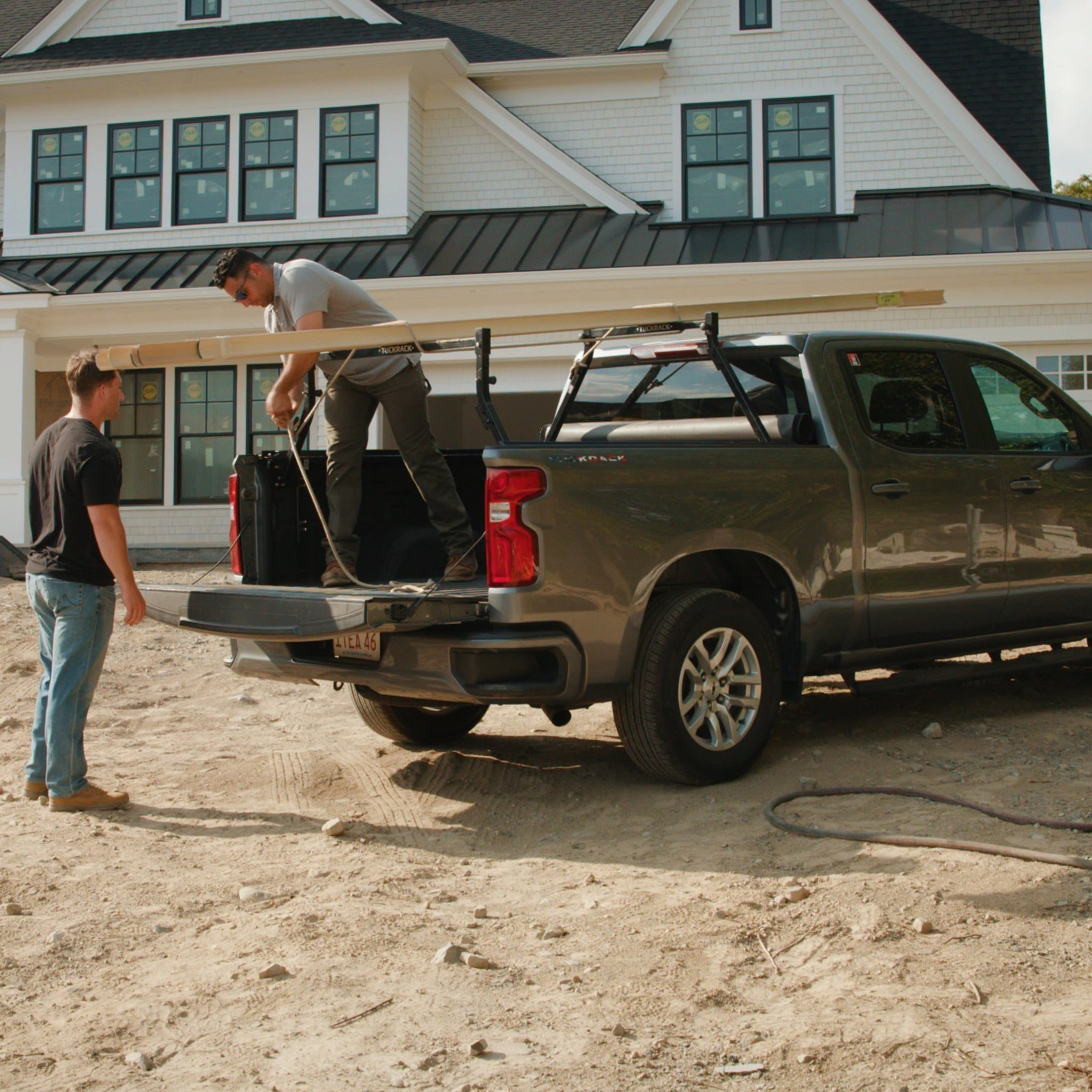 TuckRack | Haul Heavy. Live Fully.